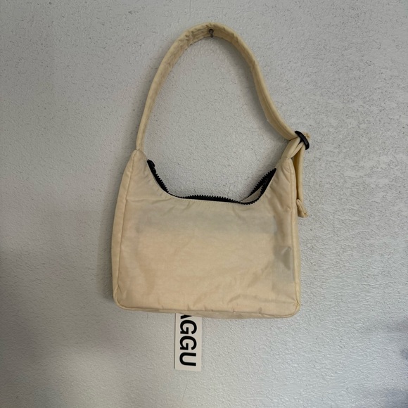 BAGGU Cherub Mini Shoulder Bag - Picture 3 of 4